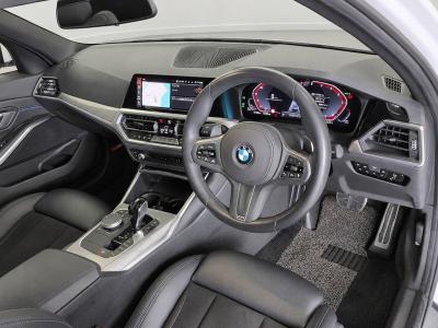 BMW 3 Series Photo freshmotors-ffbf3204ad1127d2111900d75ed014e13e913094.jpg