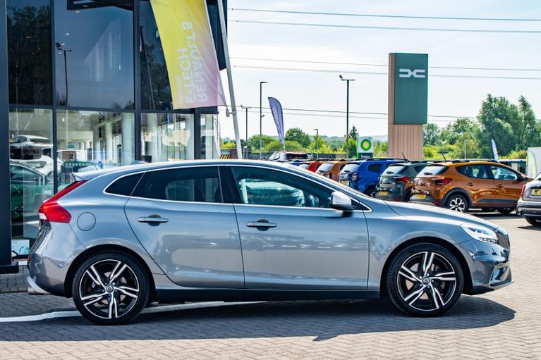 Used Volvo V40 WA68NWM 3