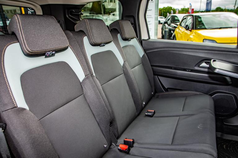 Used Dacia Jogger WP26TBY 16