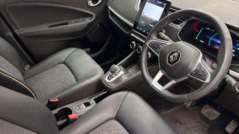 Used Renault ZOE RF72KKN 3