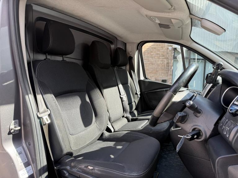 Used Renault Trafic WG69ONM 4
