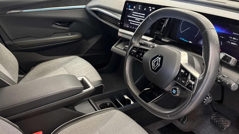 Used Renault Megane E-Tech SH72UTB 3