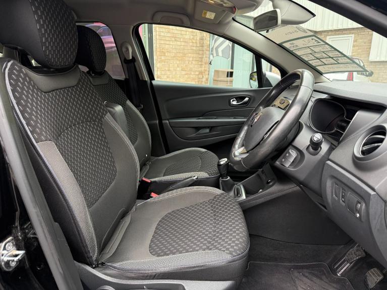 Used Renault Captur HG67NVY 18