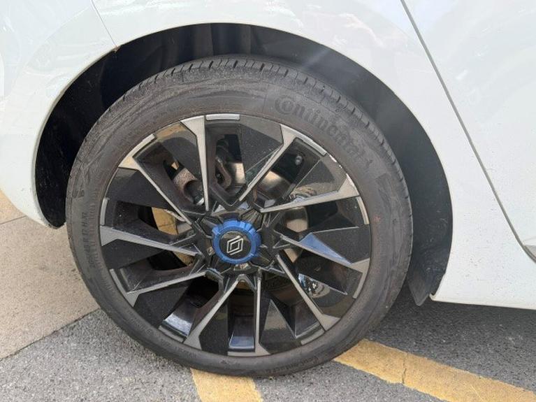 Used Renault Clio SP08ADP 5