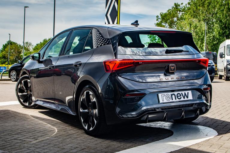 Used CUPRA Born KS23OLE 5