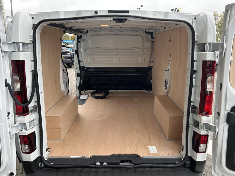 Used Renault Trafic WR75LNY 12