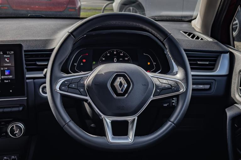 Used Renault Captur BD23ZKS 13