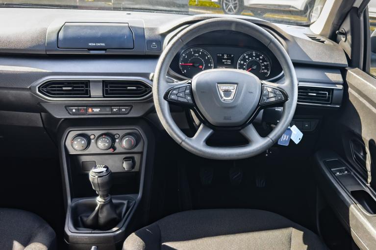 Used Dacia Sandero WR72OKC 11