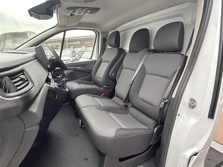Used Renault Trafic WR75LNY 10