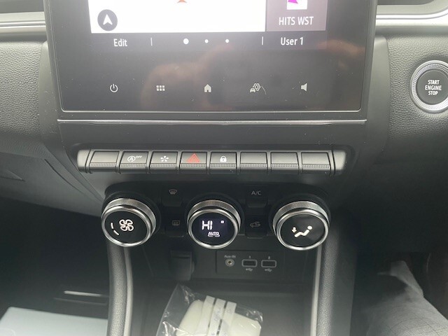 Used Renault Captur WD21JVN 27