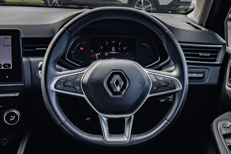 Used Renault Clio YB72JYD 13