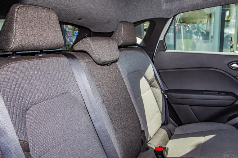 Used Renault Captur WO74HRL 14