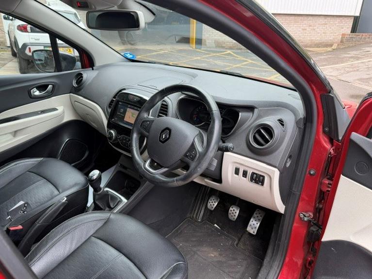 Used Renault Captur HJ68CVH 23