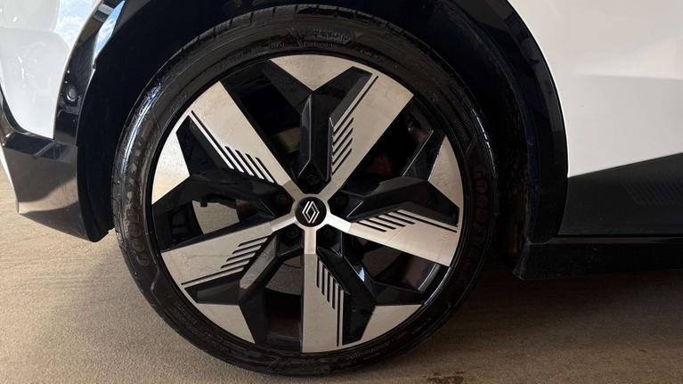 Used Renault Megane E-Tech RJ23HSL 13