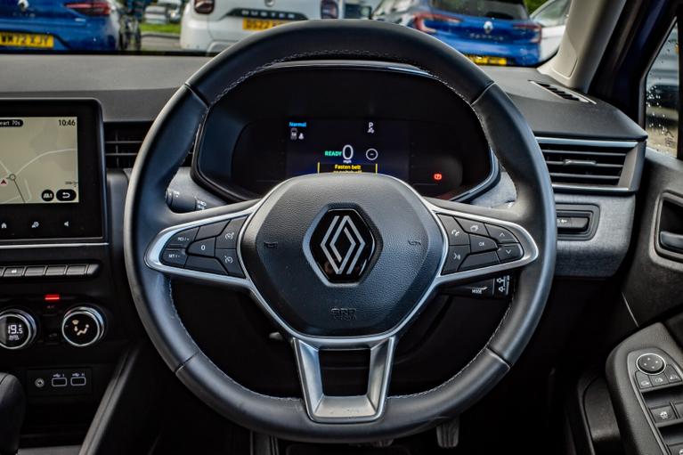 Used Renault Clio KT24WAA 11