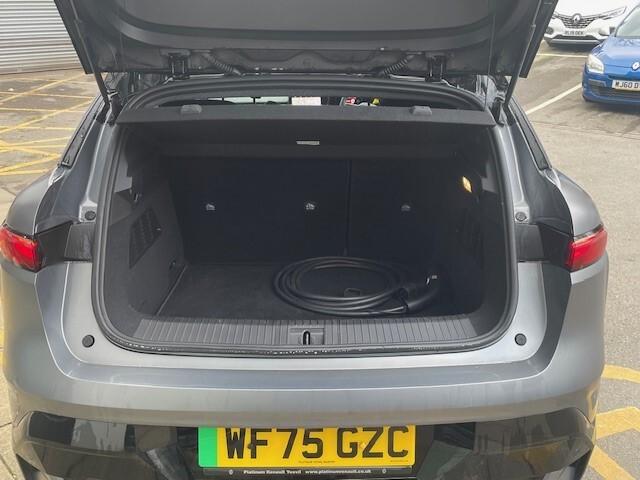 Used Renault Megane E-Tech WF75GZC 18