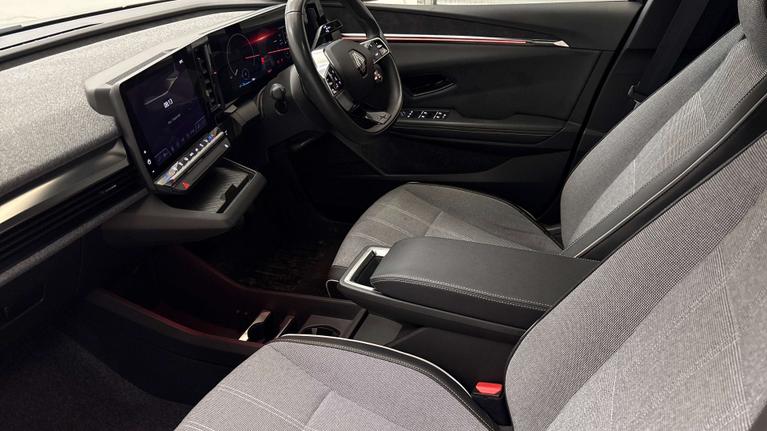 Used Renault Megane E-Tech NU73SBZ 15