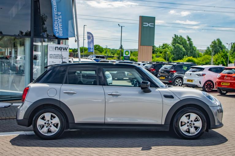 Used MINI HATCHBACK WN73KTF 3