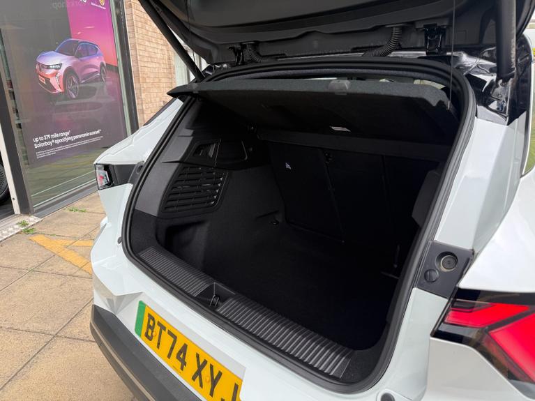Used Renault Scenic E-Tech BT74XYJ 11