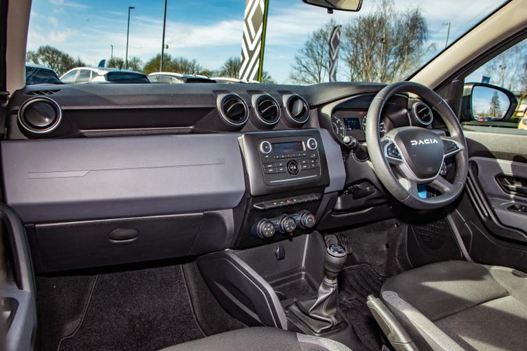 Used Dacia Duster WV23XDJ 9