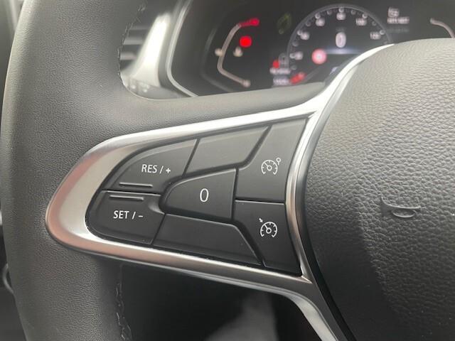 Used Renault Captur WD21JVN 30