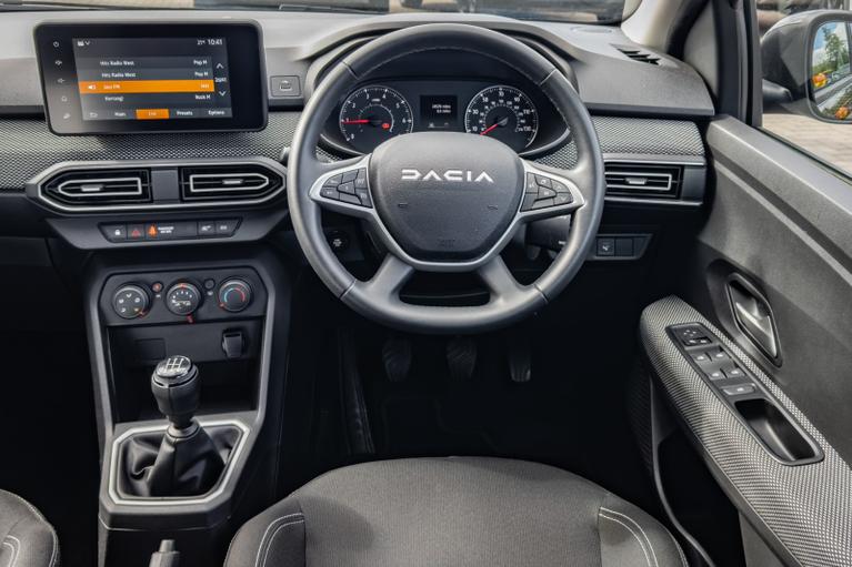 Used Dacia Sandero WN73TVJ 11