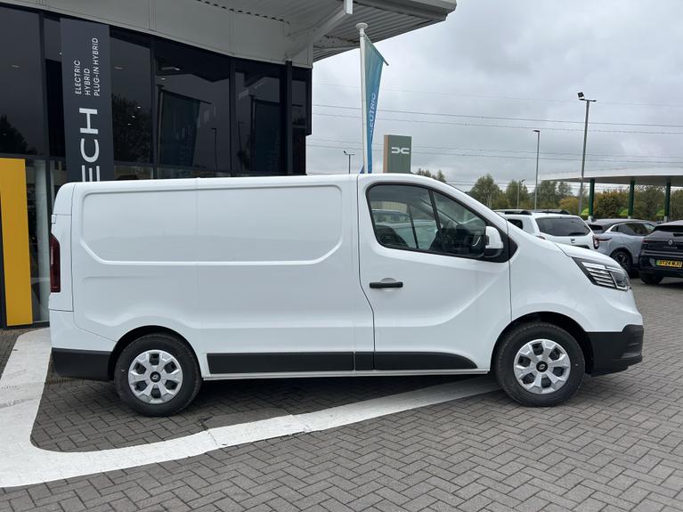 Used Renault Trafic WR75LNY 3