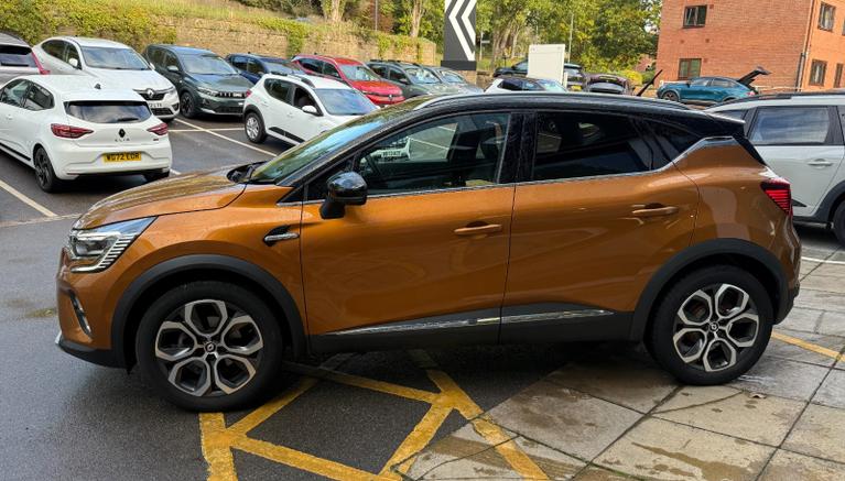 Used Renault Captur WD22FPC 12
