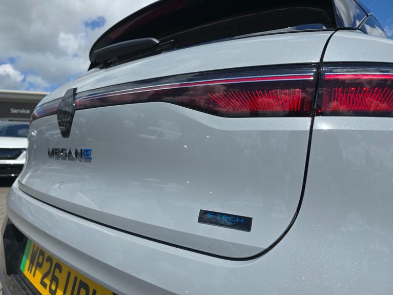 Used Renault Megane E-Tech WP26URH 7