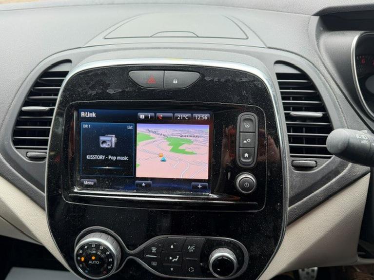Used Renault Captur HJ68CVH 25