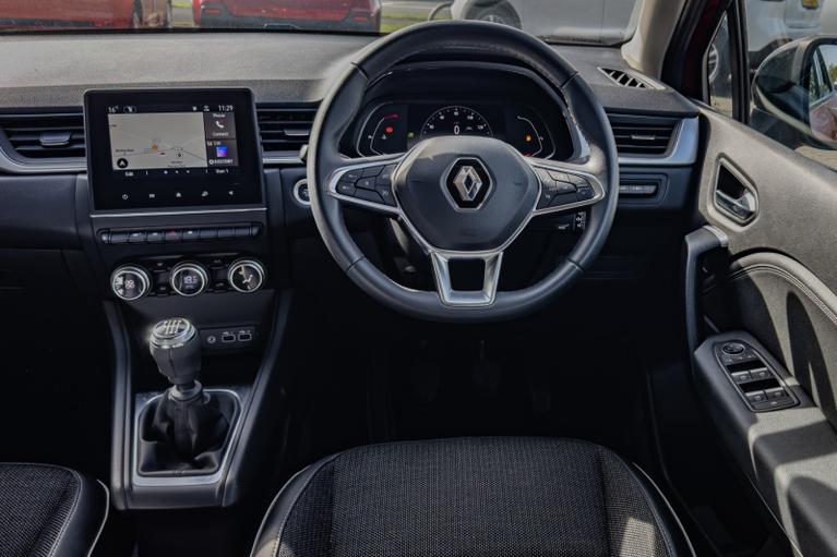 Used Renault Captur BD23ZKS 11