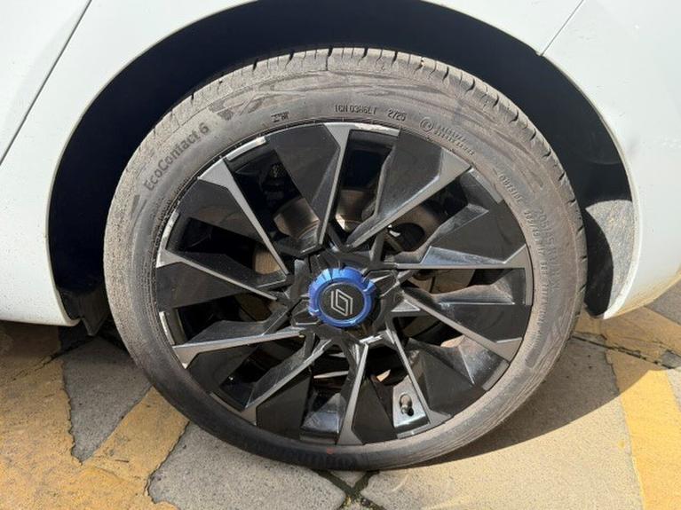 Used Renault Clio SP08ADP 17
