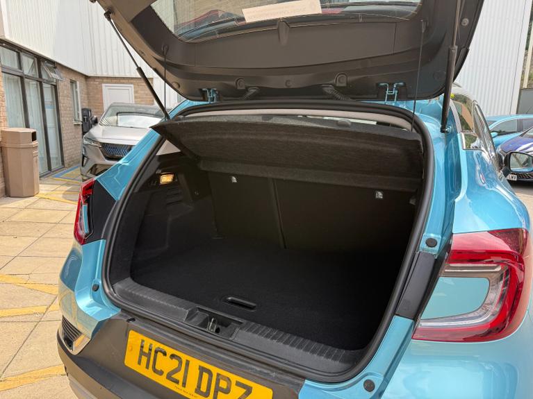 Used Renault Captur HC21DPZ 8