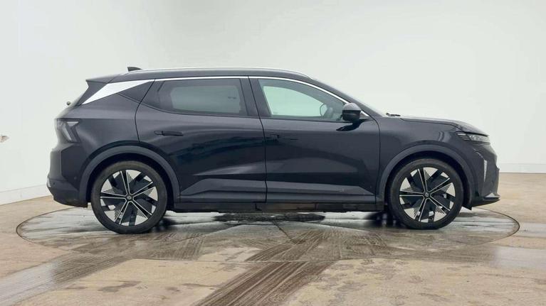 Used Renault Scenic E-Tech BT25NDF 9
