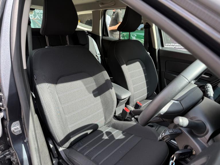 Used Dacia Duster WD72AXK 15