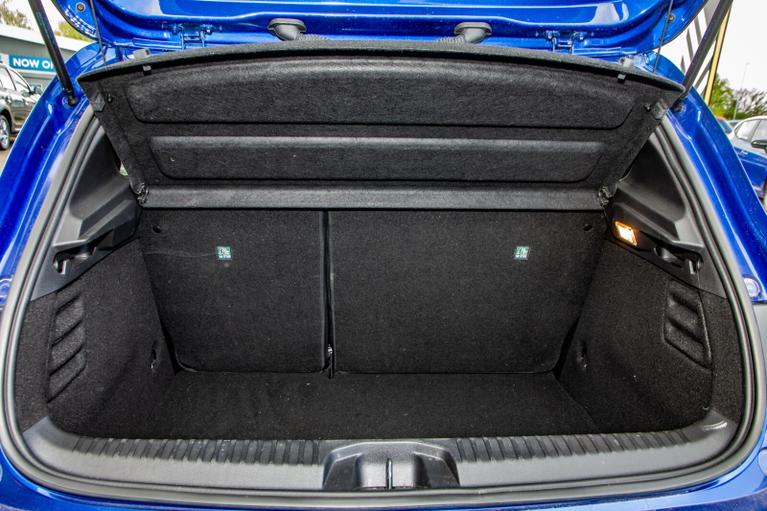 Used Renault Clio KT24WAA 15