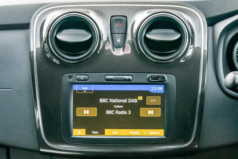 Used Dacia Sandero KY69CWW 9
