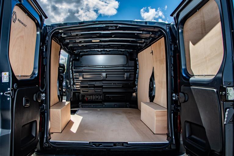 Used Renault Trafic WR26MVC 16