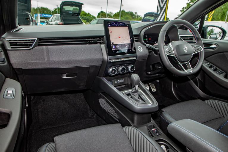 Used Renault Clio BP24DZL 8