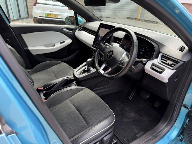 Used Renault Clio WJ20DAU 23