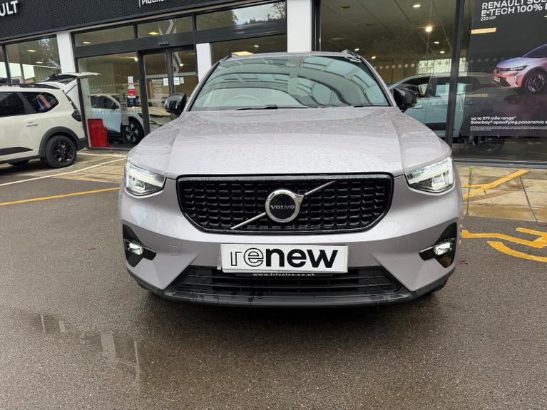 Used Volvo XC40 CV26FDM 2