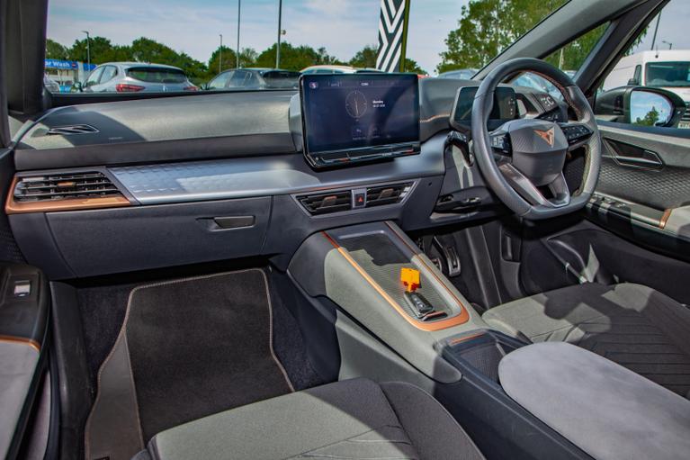 Used CUPRA Born KS23OLE 9