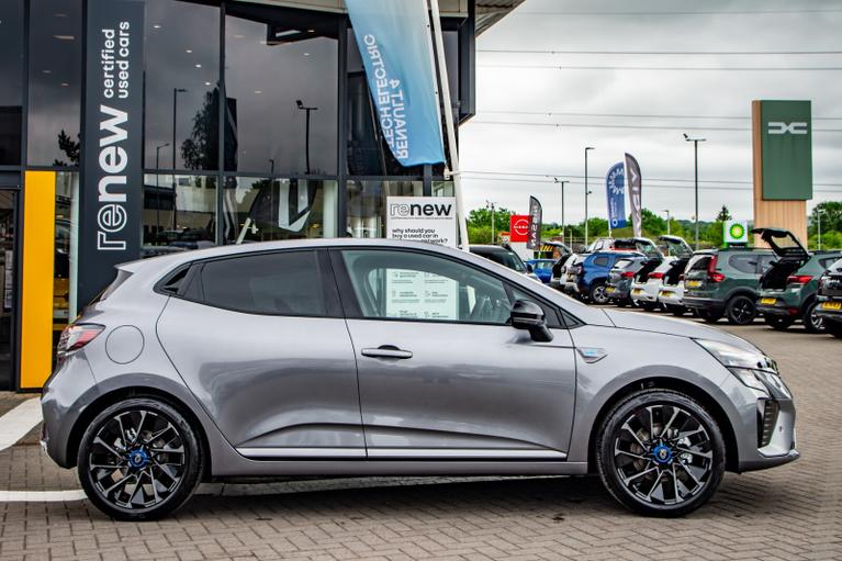 Used Renault Clio BP24DZL 3