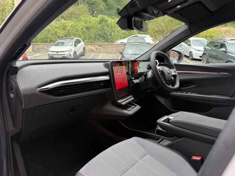 Used Renault Scenic E-Tech BT74XYJ 19