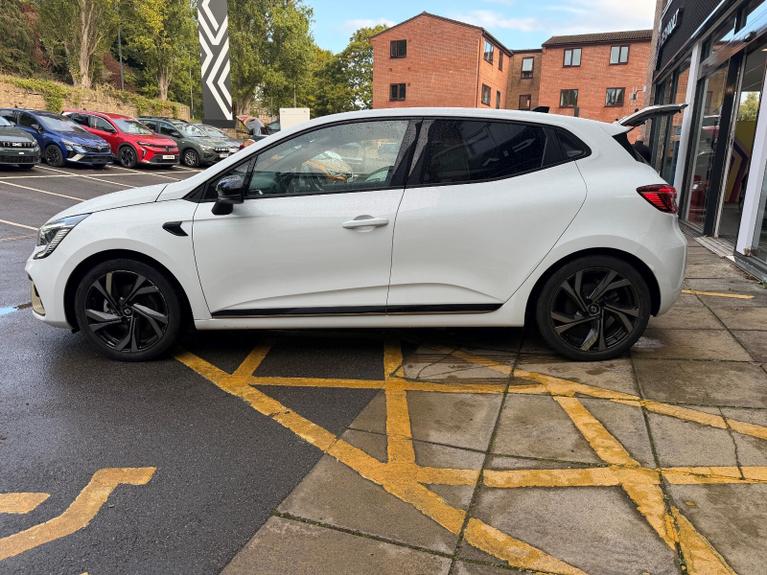Used Renault Clio WD72EOR 7