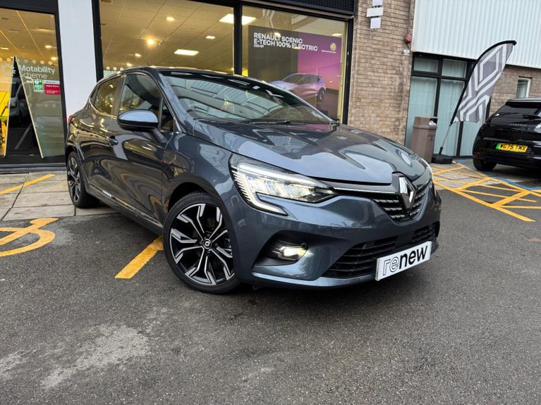 Used Renault Clio WT72DLX 1