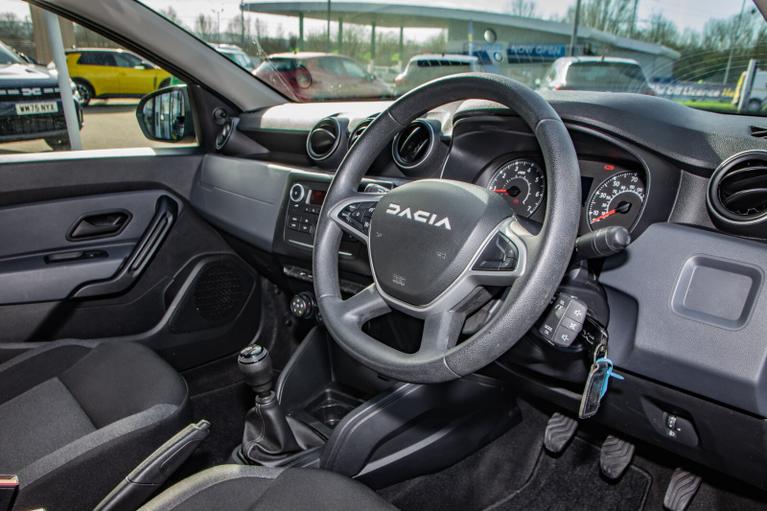 Used Dacia Duster WV23XDJ 11
