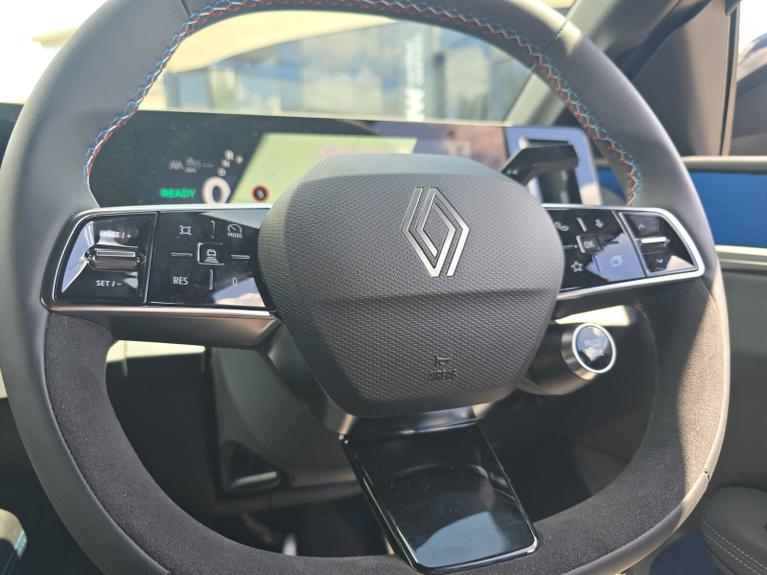 Used Renault Megane E-Tech WP26URH 11