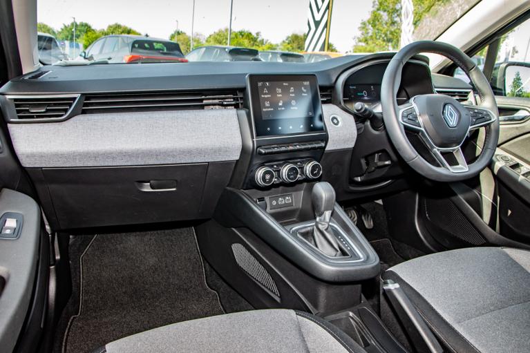 Used Renault Clio WM24YOH 9