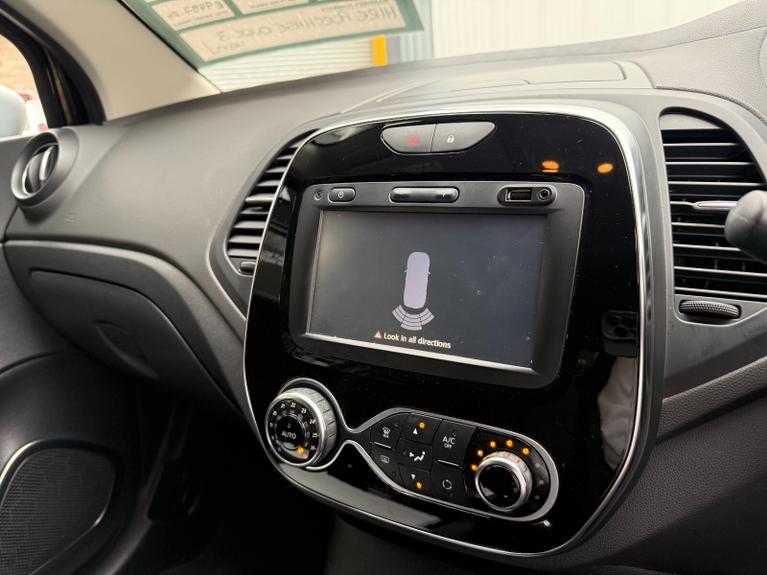 Used Renault Captur HG67NVY 21